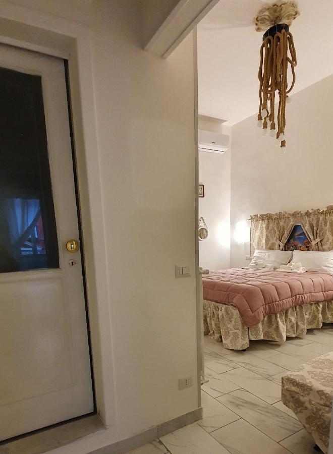 La Maison Di Wanda Bed & Breakfast Naples Luaran gambar